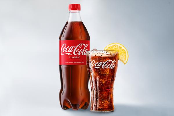 Coca-cola 0,9 л.